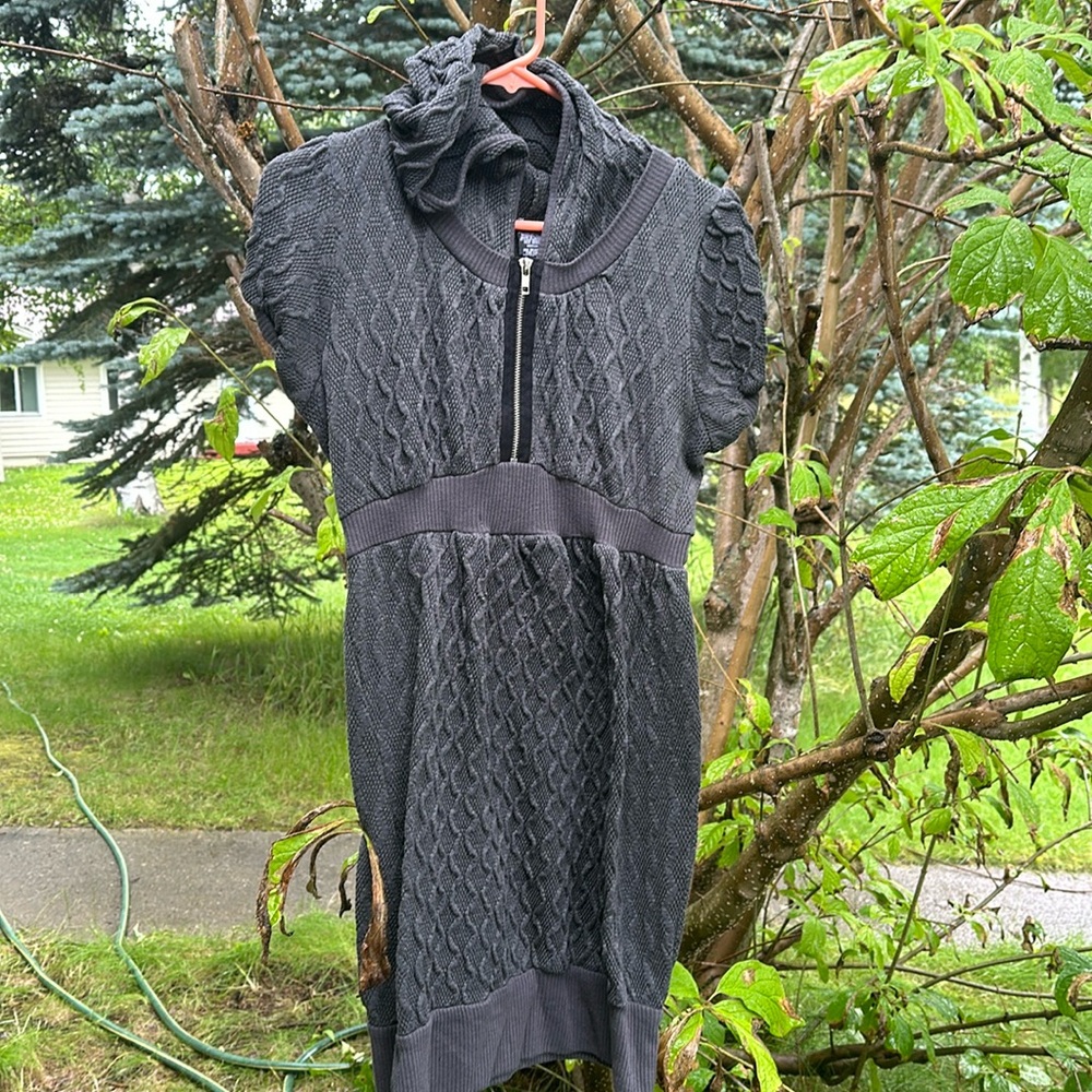 Women’s maternity dress